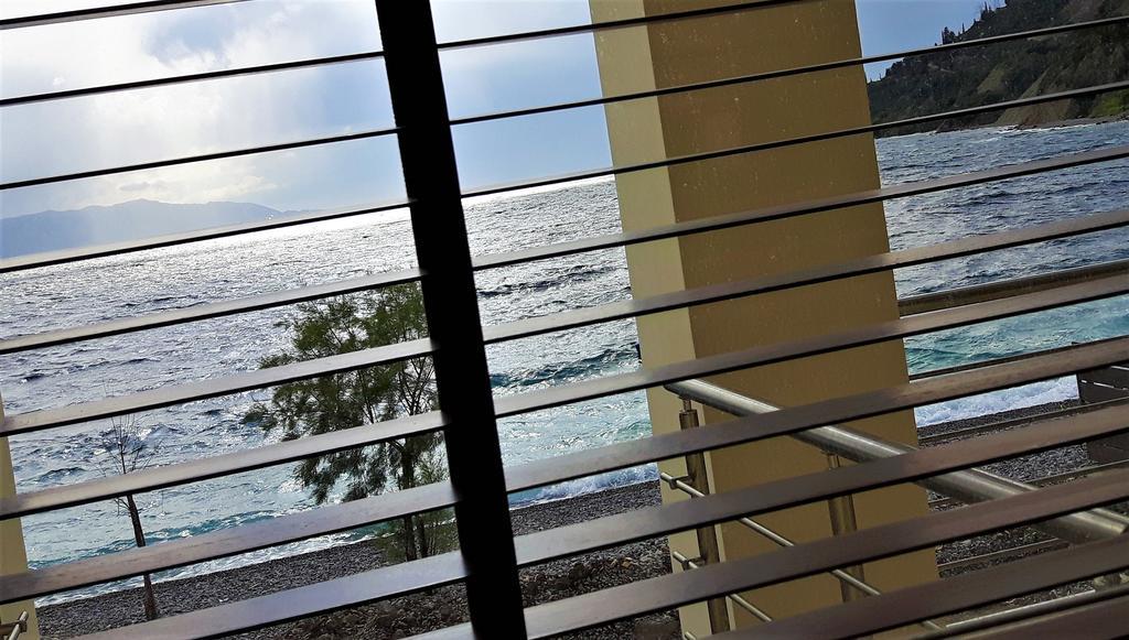 Villa Thalassa Paralia Sergoulas Esterno foto