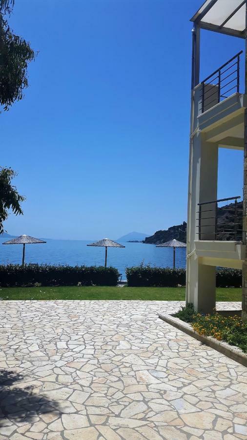 Villa Thalassa Paralia Sergoulas Esterno foto